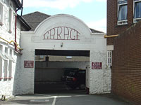 Garage entrance spotted in Porthmadog
