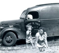 International van from 1937 or 1938