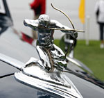 A Pierce Arrow's radiator mascot