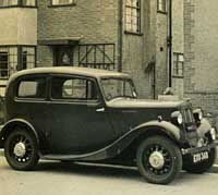 Morris 8 saloon