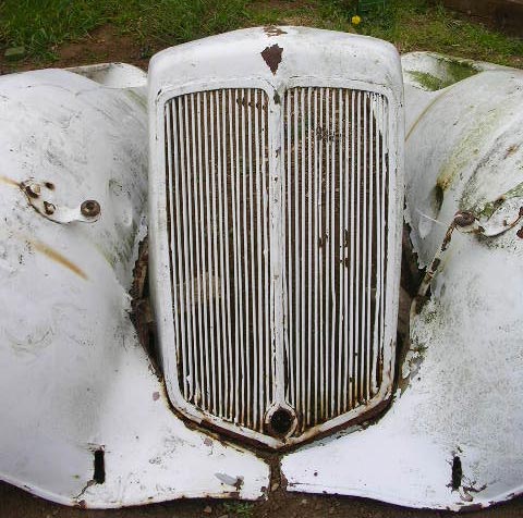 classic car wings and grille