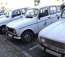 A fleet of Renault 4 cars