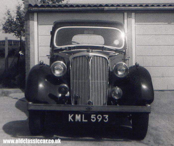A 1939 Rover 14 car