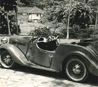 Singer Roadster car photo