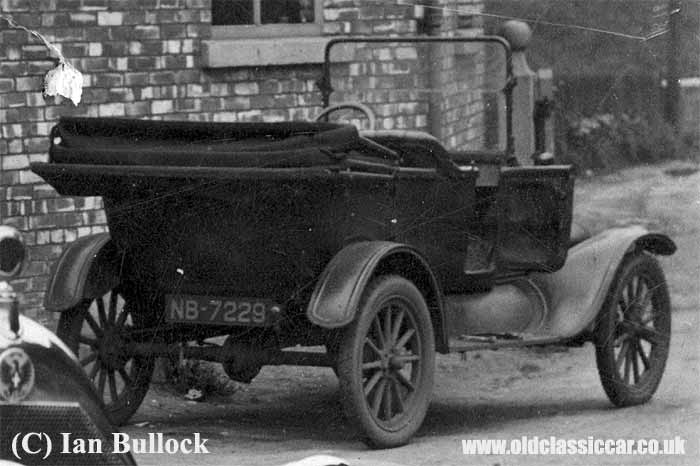 Another vintage car - Model T Ford perhaps?
