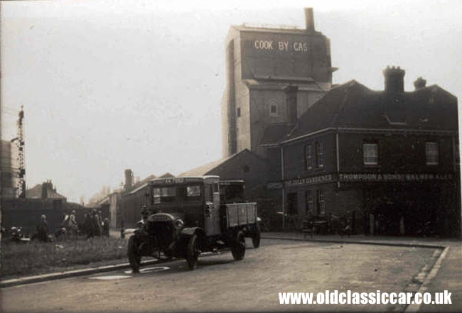 Vintage lorry from the Vulcan company