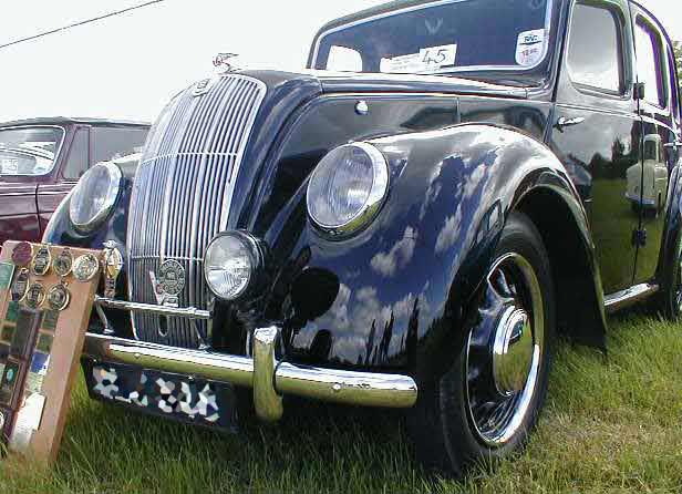 Morris 8 Series E photograph