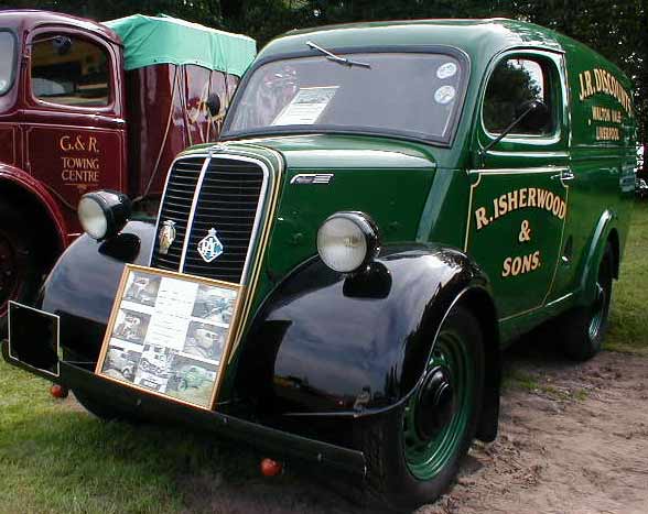 Ford E83W van photograph