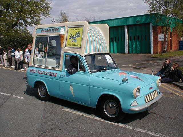 Ford Anglia 105E ice cream van photograph