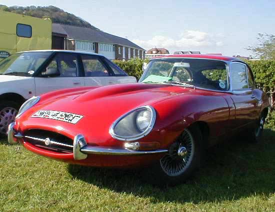 Jaguar E type 2+2 photograph