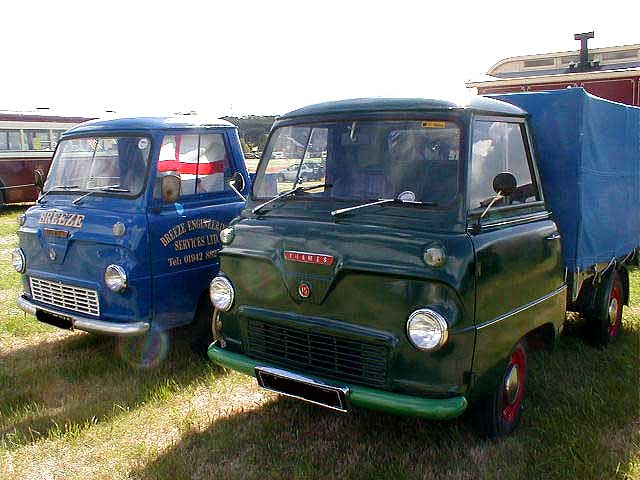 Thames 400E Vans photograph