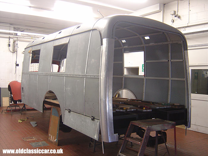 Rear 3/4 view