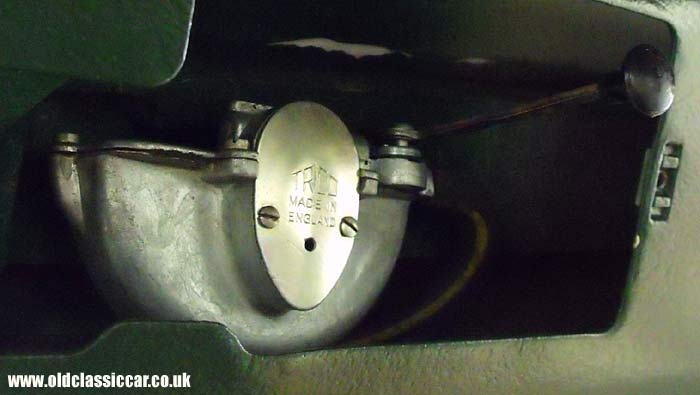Vacuum windscreen wiper