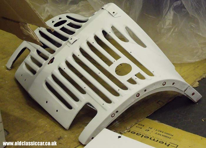1939-1947 Dodge truck grille