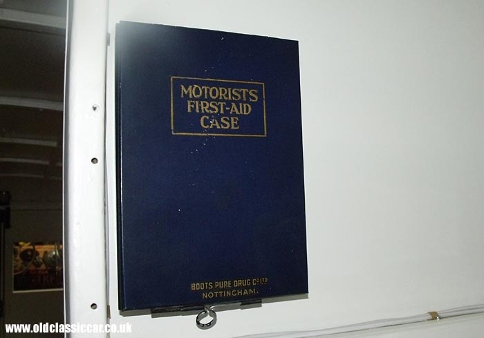 Motorist's first aid kit