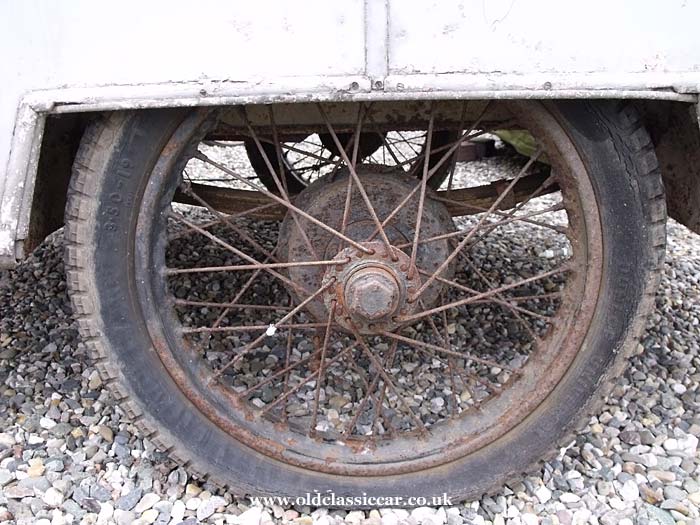 The 19 inch spoked wheel