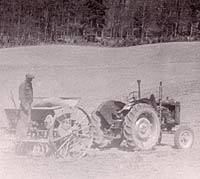 Fordson E27N at work in Wales