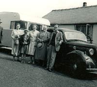 Morris 10M plus caravan