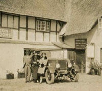 Flat-nose Morris Oxford tourer