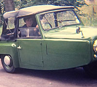 Andrew in his Mk2 Reliant Regal